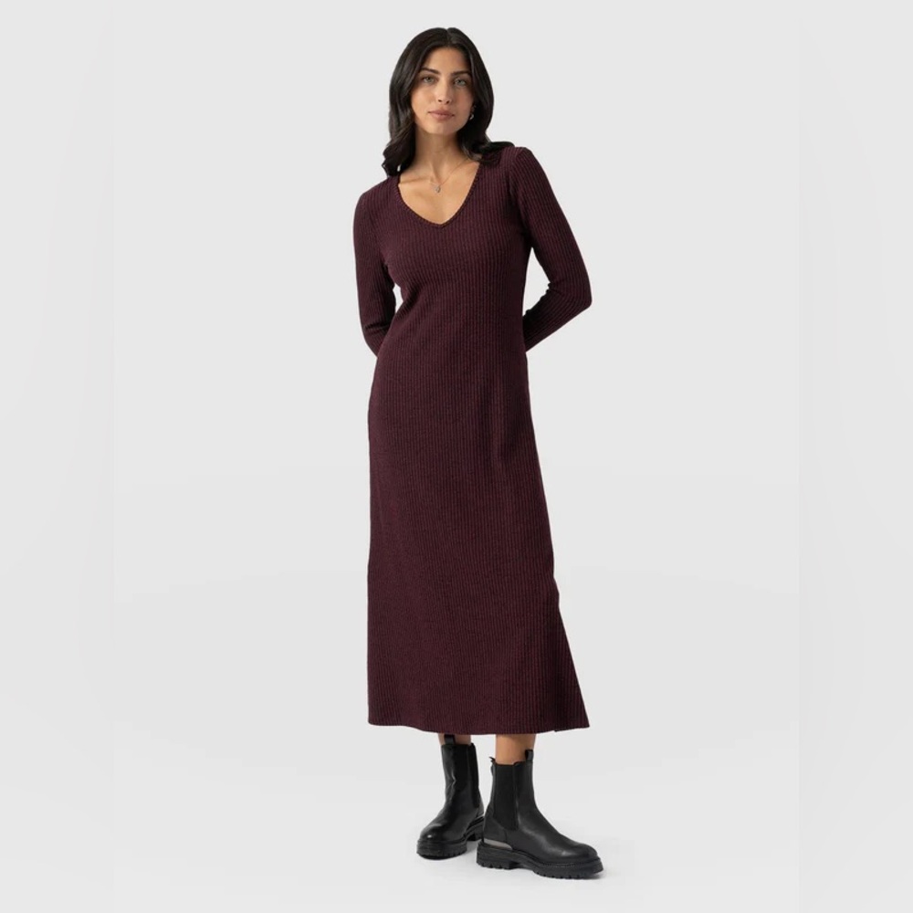 Chic Long Sleeve Burgundy Dress